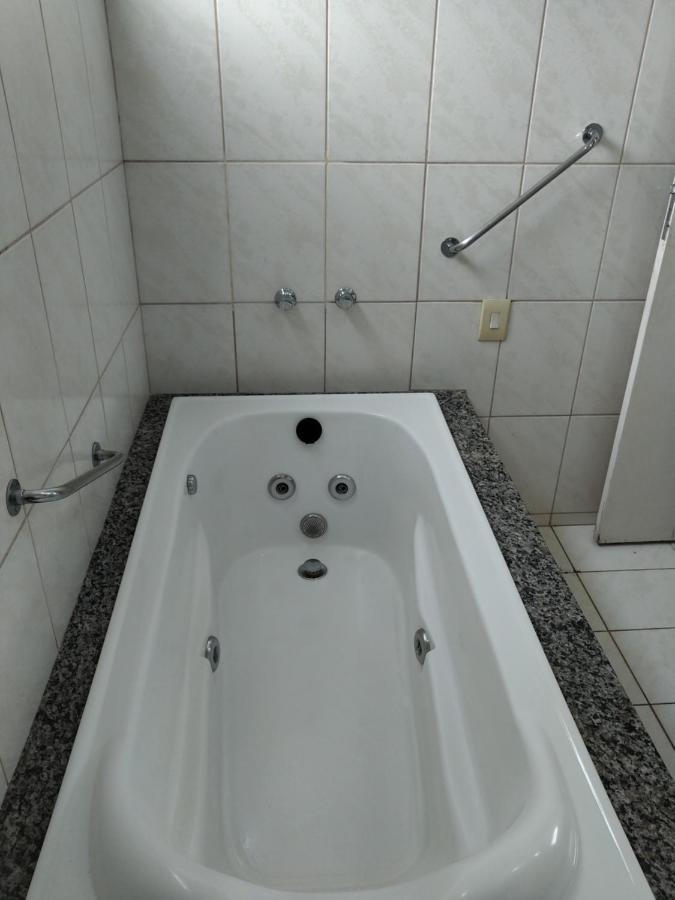 Hidro: Luxo Com 2 Quartos E Bebidas à Beira Da Piscina * Caldas Novas